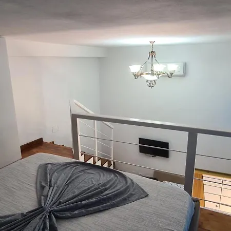 Flamingo1 Apartment *