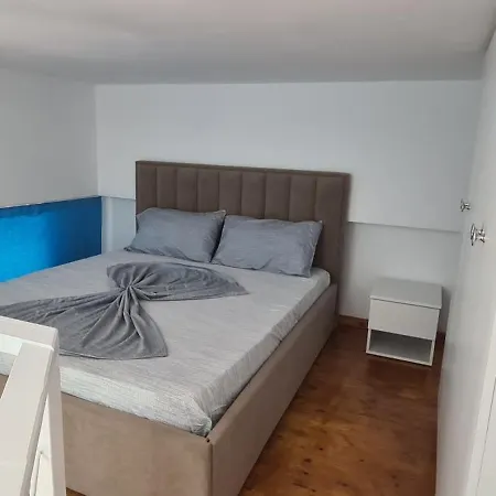 Apartment Flamingo1